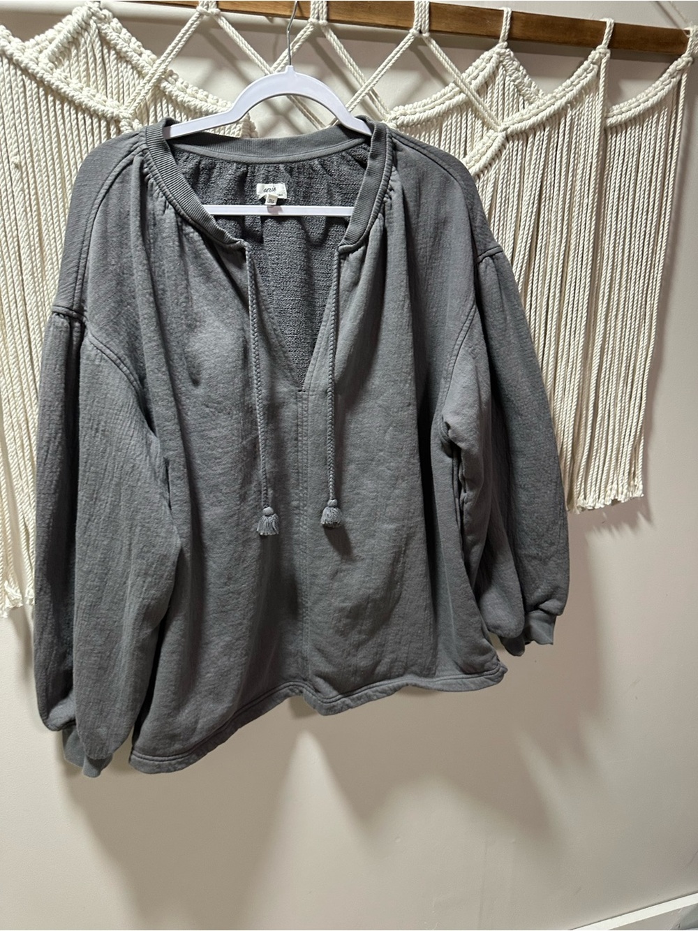aerie Charcoal Gray V-Neck Pullover Hoodie